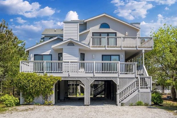 1st image of 39653 Sea Del Dr