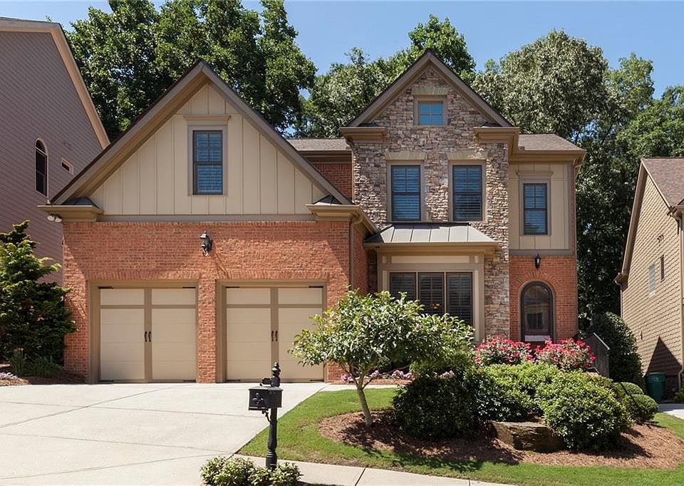 1st image of 1922 Sadler Dr SE