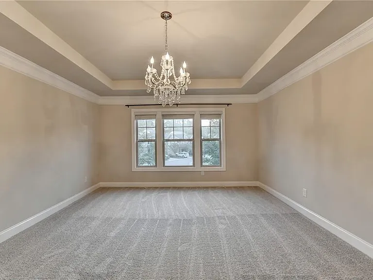 11619 Davenport Ln — Photo 32