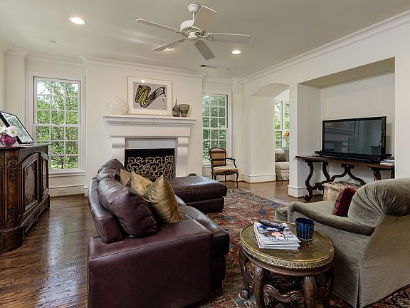 5th image of 4133 University Blvd APT 1