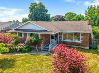 18 Broadmore Ave, Saint Catharines, ON L2M 6A5