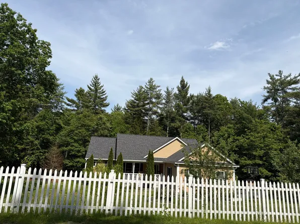 5 Ames Rd, Brookline, NH 03033