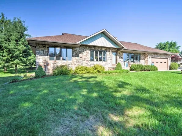 11563 Clearview Dr, Williamsburg, MI 49690