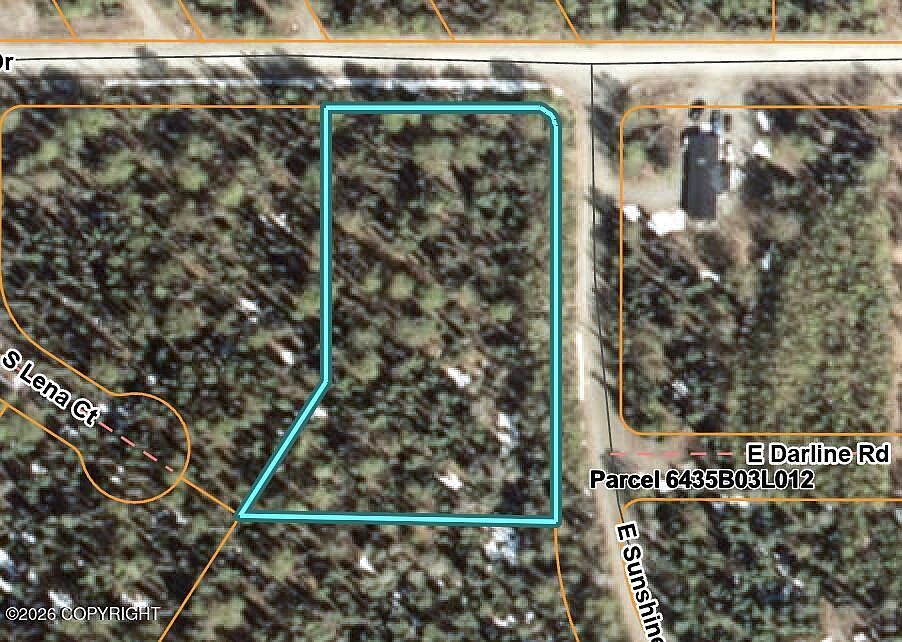 1st image of L12 E Nichols Dr