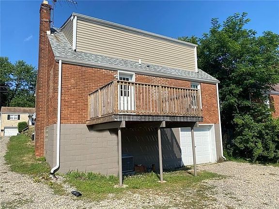 4th image of 216 Crescent Pines Dr