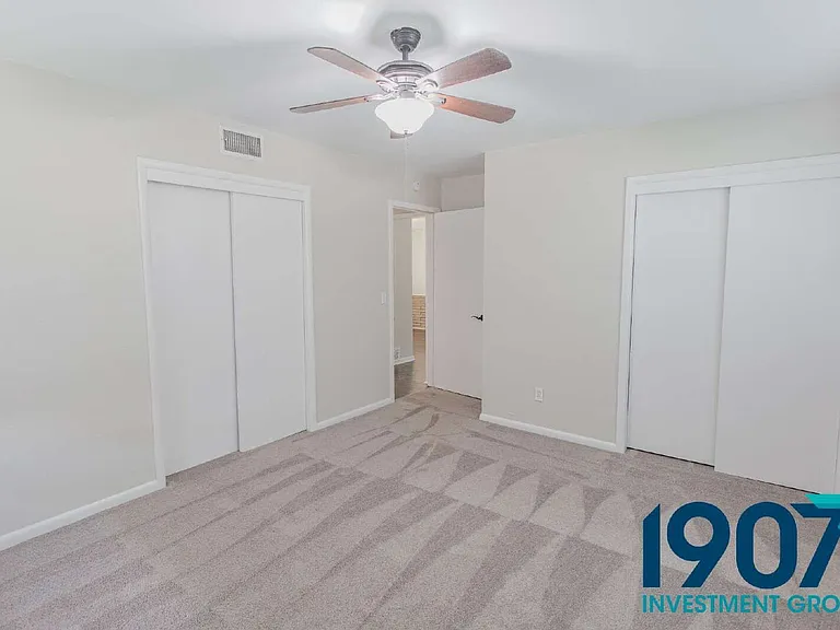 1832 Brighton Ave — Photo 11