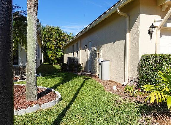 3rd image of 10992 SW Dunhill Ct