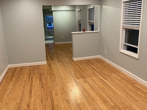 2nd image of 120 Lathrop Ave APT 1