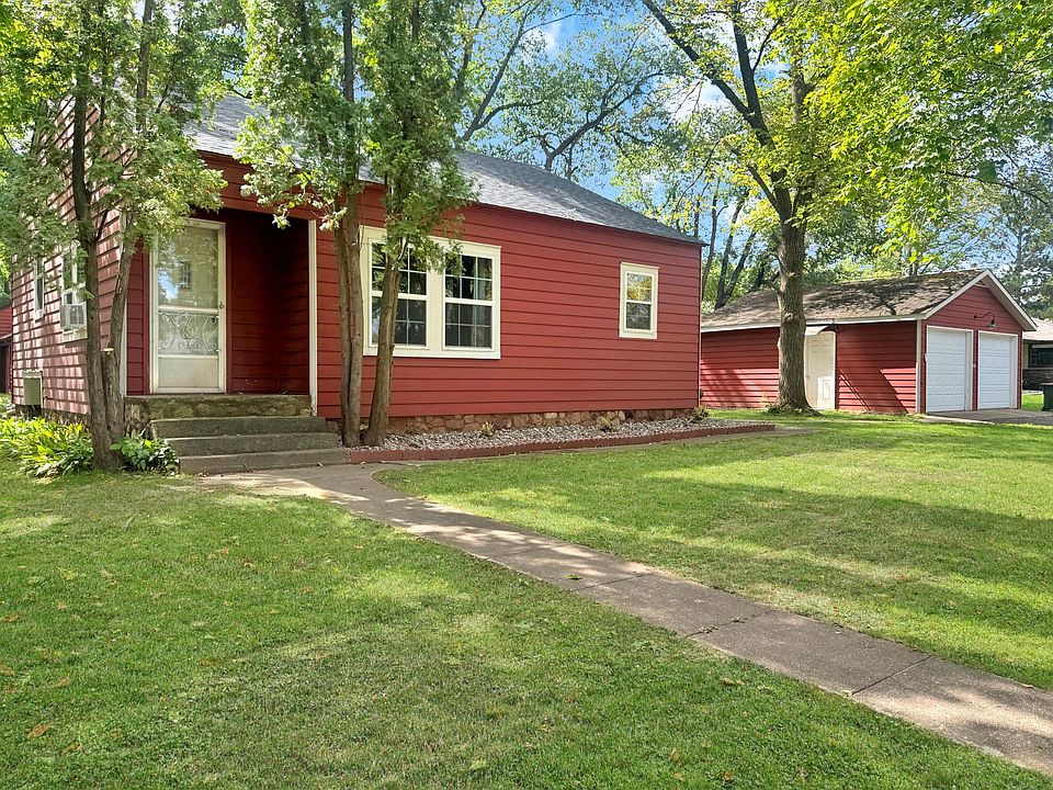 1st image of 800 6th St