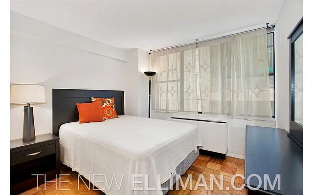 Sold by Douglas Elliman | media 12