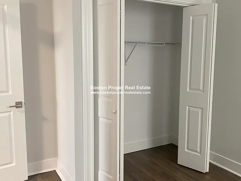 81 Park Dr #1 — Photo 8