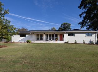 1814 Old Orchard Rd, Vestavia Hills, AL 35216