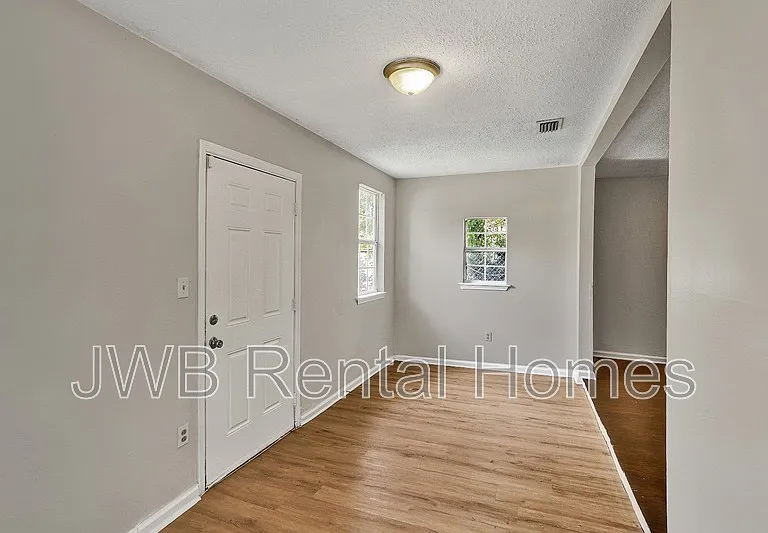 2069 Talladega Rd — Photo 6