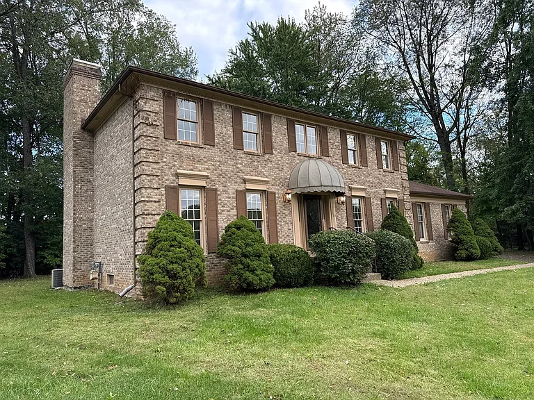 10985 Eagles Cove Dr — Photo 2