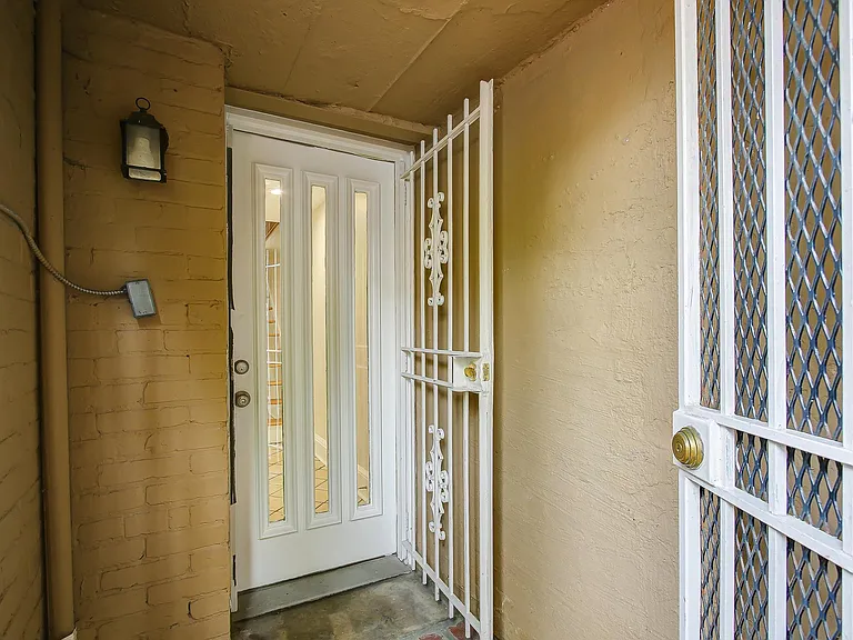 1741 U St NW #1 — Photo 3