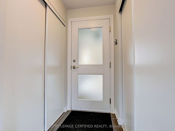 3rd image of 6 Anchorage Cres #308