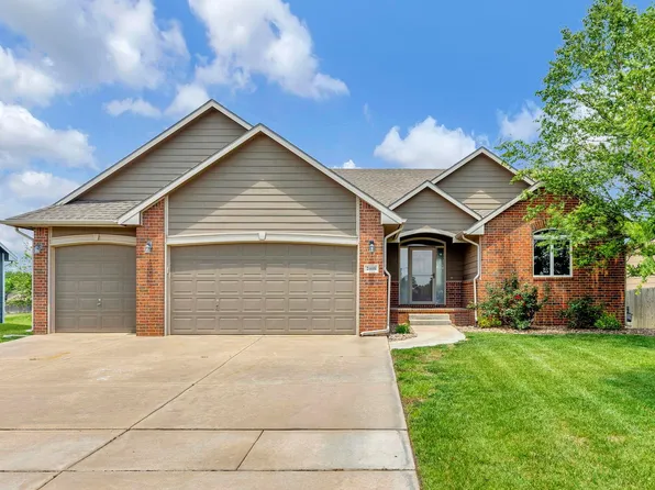 2408 E Dory St, Goddard, KS 67052