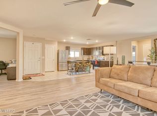 105 E Manor View Rd, Tucson, AZ 85756