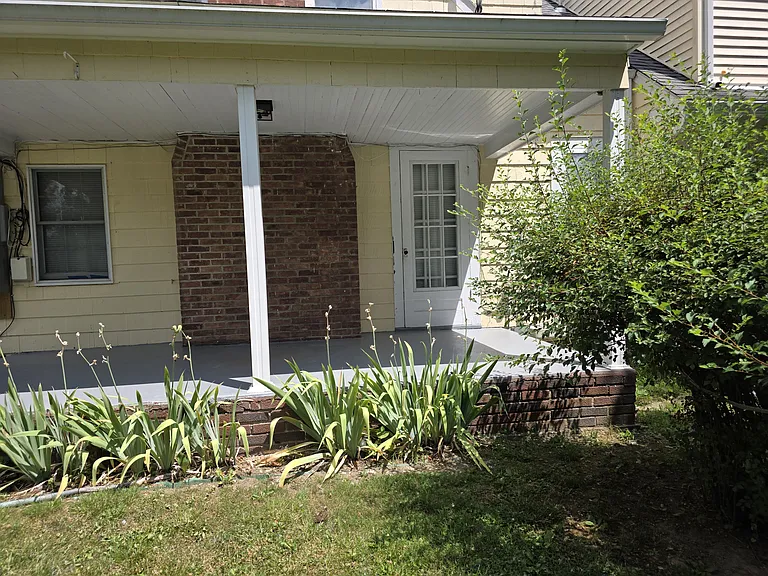 932 Violet Ave #2 — Photo 11