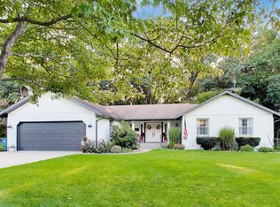 4376 N Vintage Hills Trl, La Porte, IN 46350
