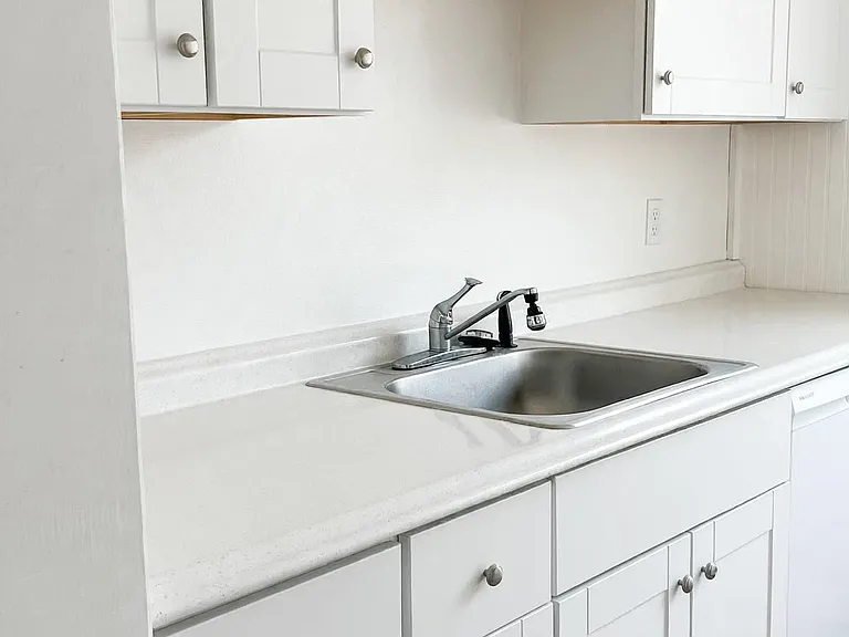 145 Broad St #18 — Photo 4
