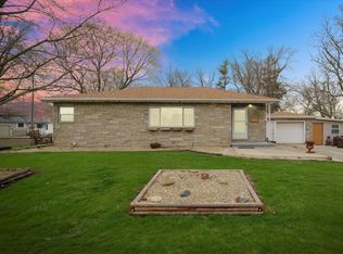 126 Maple St, Gibson City, IL 60936