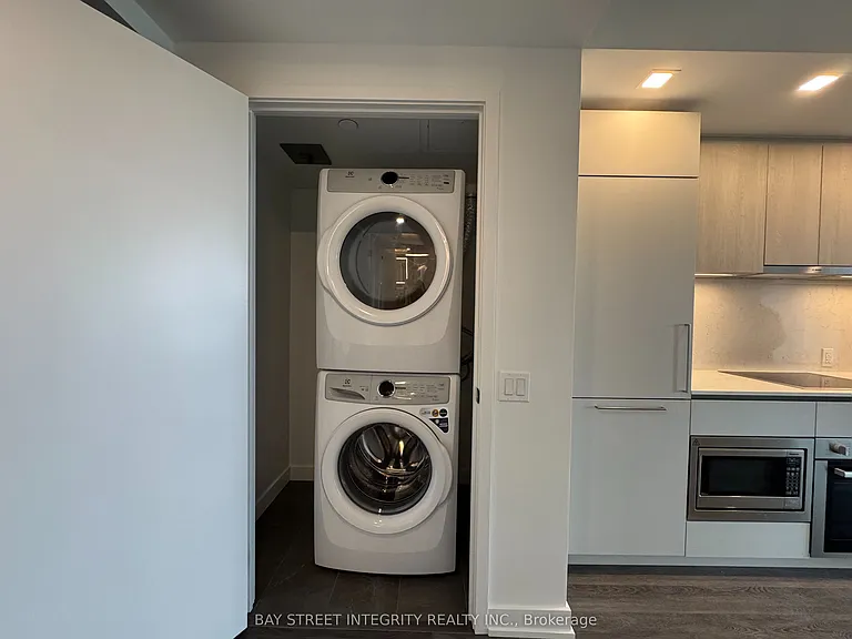 609 Sherbourne St #3805 — Photo 15