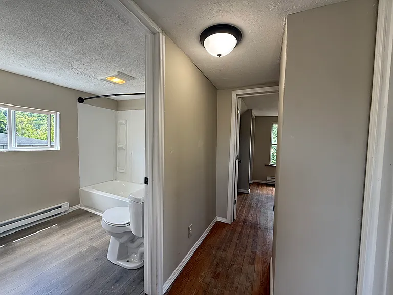 518 Oakvale Rd — Photo 10