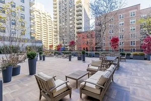 Rented by UES Management | media 20