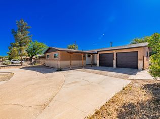 548 Coronado Dr, Bernalillo, NM 87004