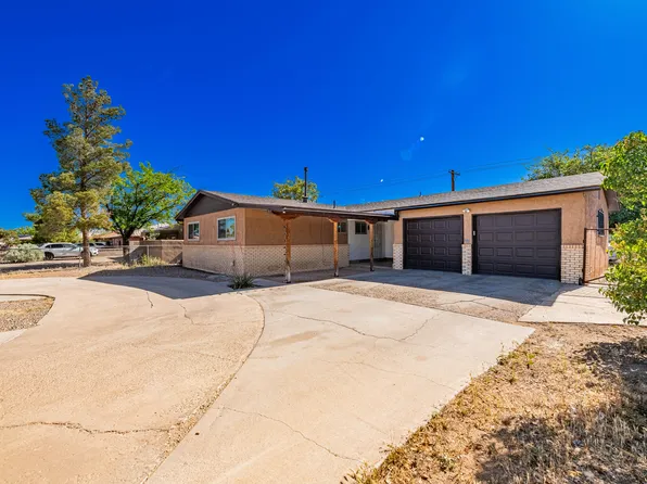 548 Coronado Dr, Bernalillo, NM 87004