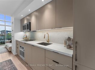 5 Hanna Ave #301, Toronto, ON M6K 0B3