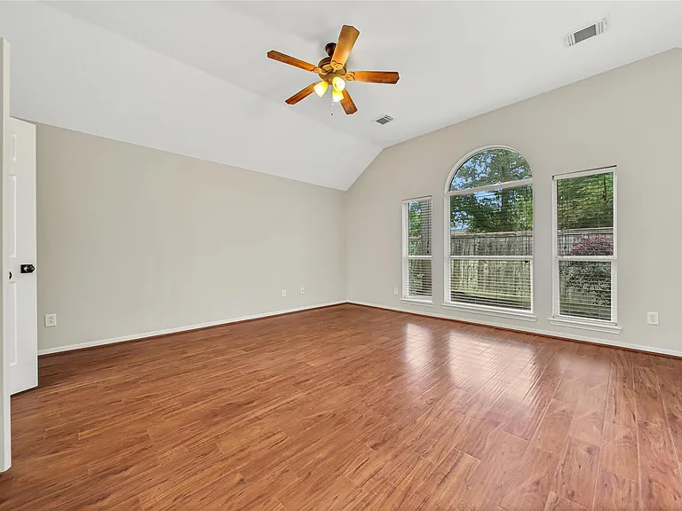 14526 Red Tailed Hawk Ln — Photo 24