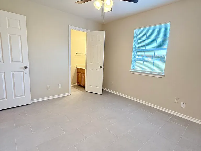 637 Copenhavr St — Photo 7