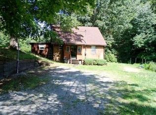 108 Andrea Ln #IN, Bluefield, VA 24605