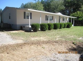 296 Savannah Rd, Bishopville, SC 29010