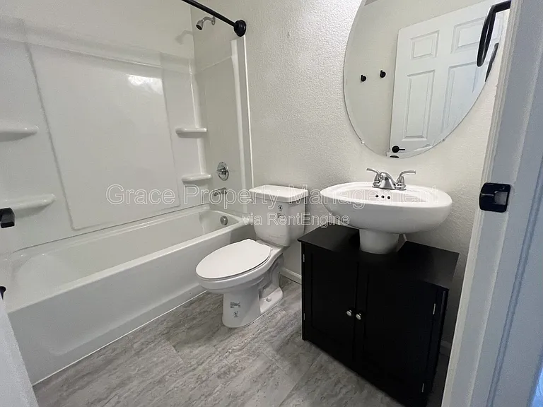 21844 E 44th Dr — Photo 17