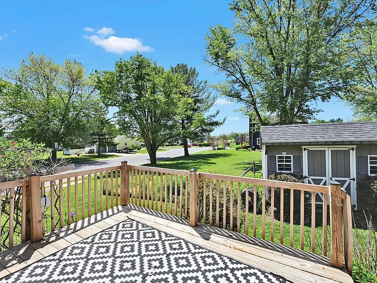 51 Eagle Dr — Photo 21