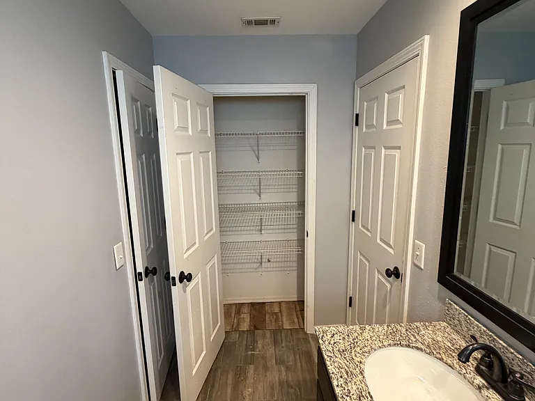 214 Mirabelle Cir — Photo 15