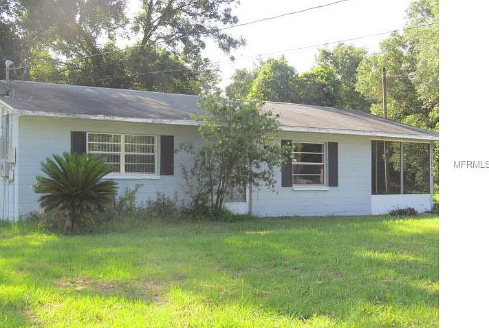 1st image of 3400 Riverdale Dr