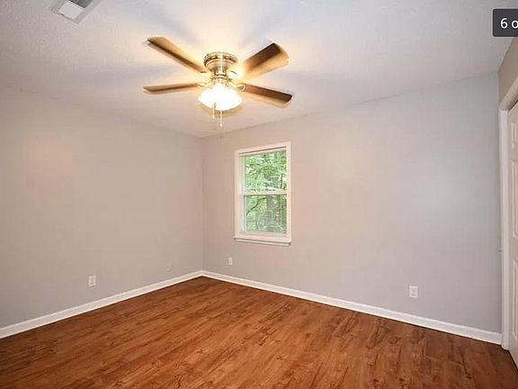 5th image of 228 Cliftview Dr #A