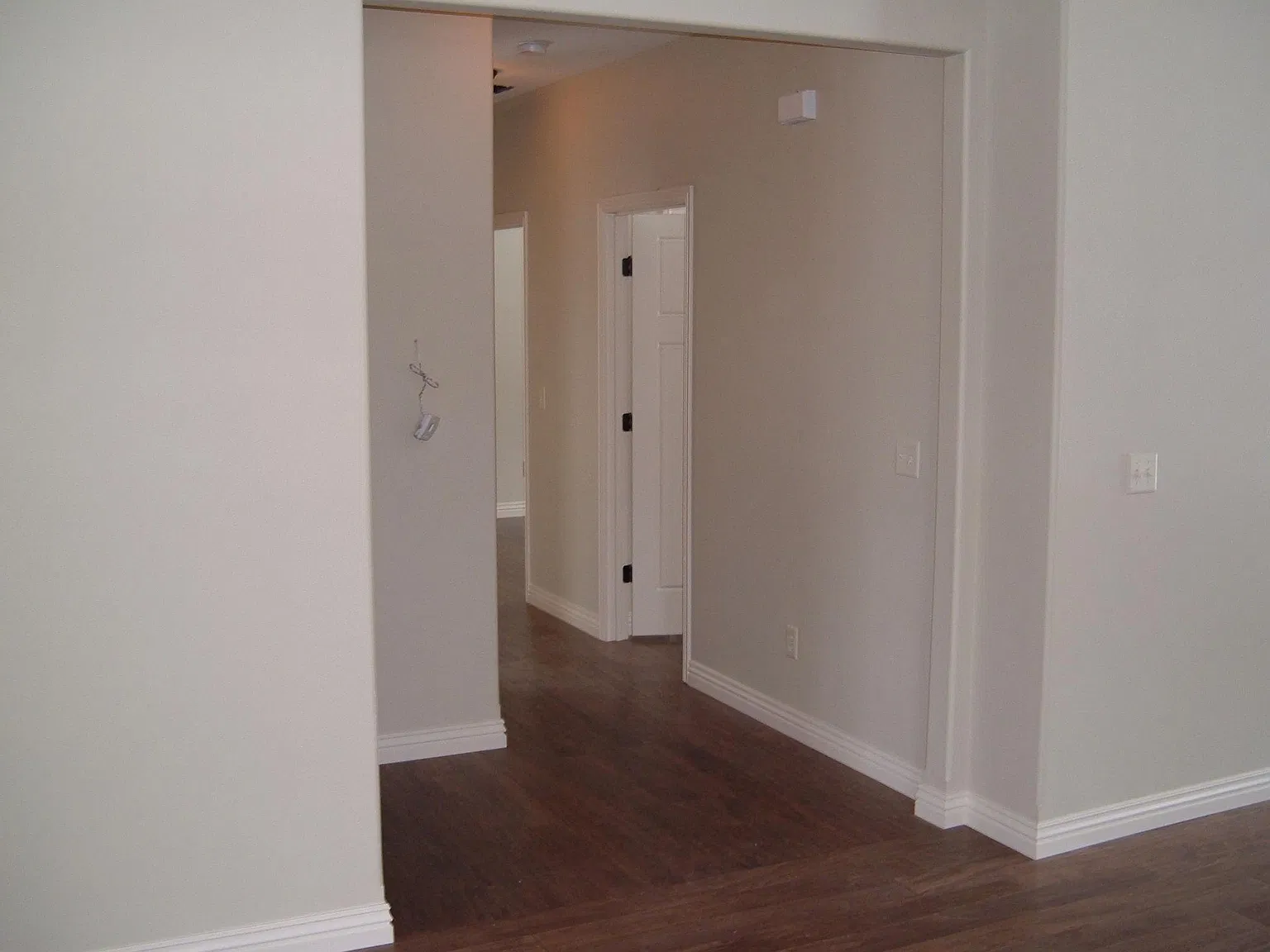 3 bed, 1500 sqft, $1,650 — Photo 4