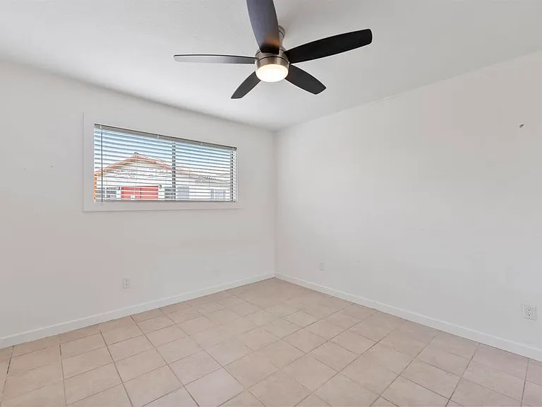 1551 Broadway #28 — Photo 8