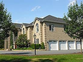 9000 square feet and 4 garages