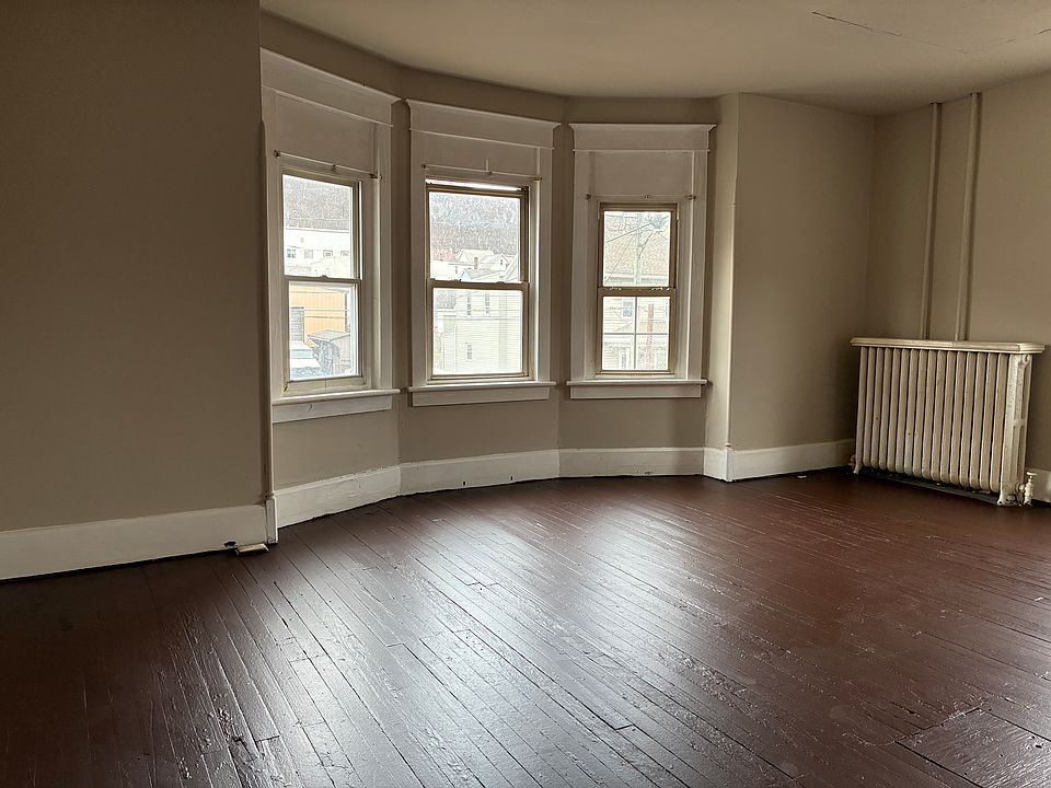 1st image of 1246 W Arch St #2