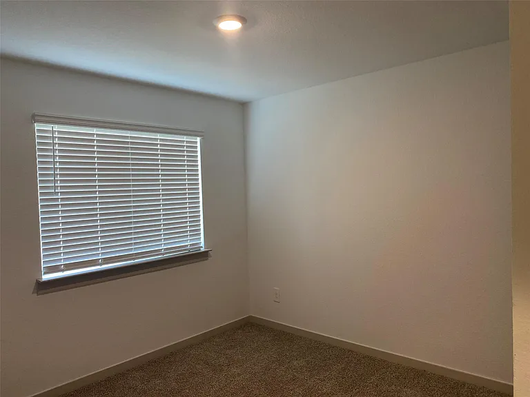 7023 Whispering Leaf St — Photo 14