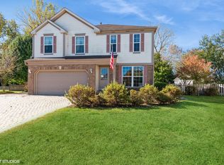 11061 Bayou Ct, Huntley, IL 60142