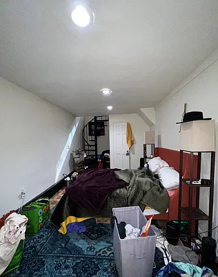 Rented by City Connections Realty | media 6