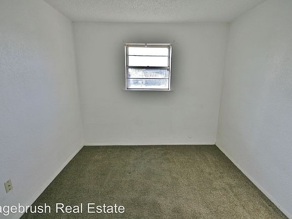 4th image of 1021 Jones St