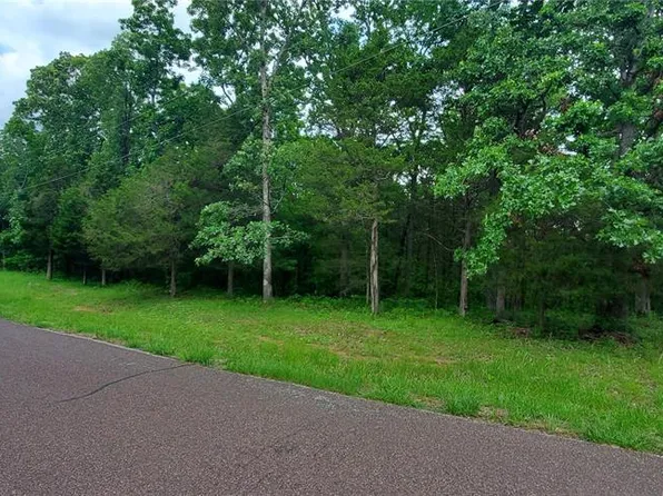 970 Honeyridge Rd, Catawissa, MO 63015
